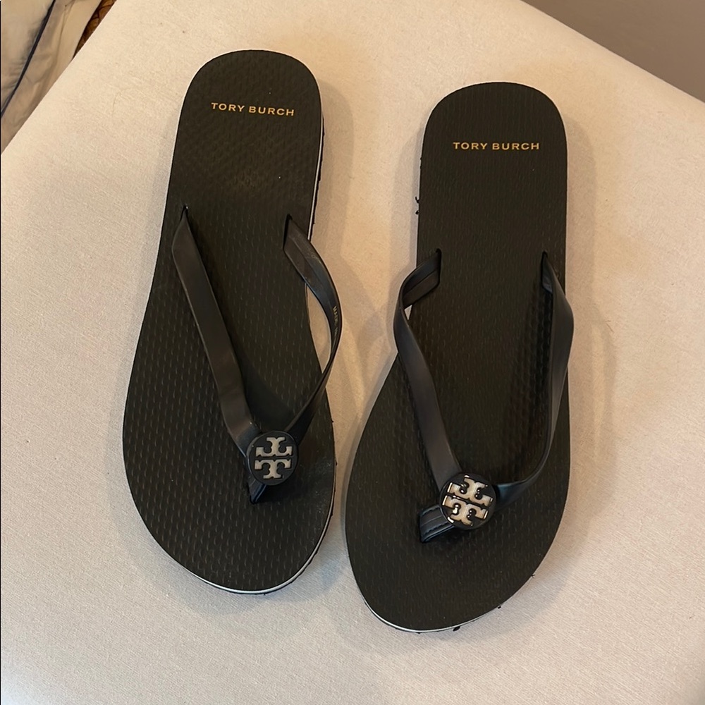 Tory Burch Navy Sandals with Logo